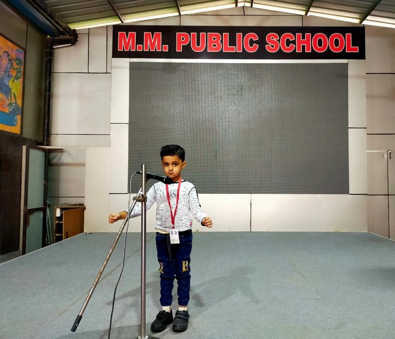 Show And Tell Hindi Recitation by pre-primary