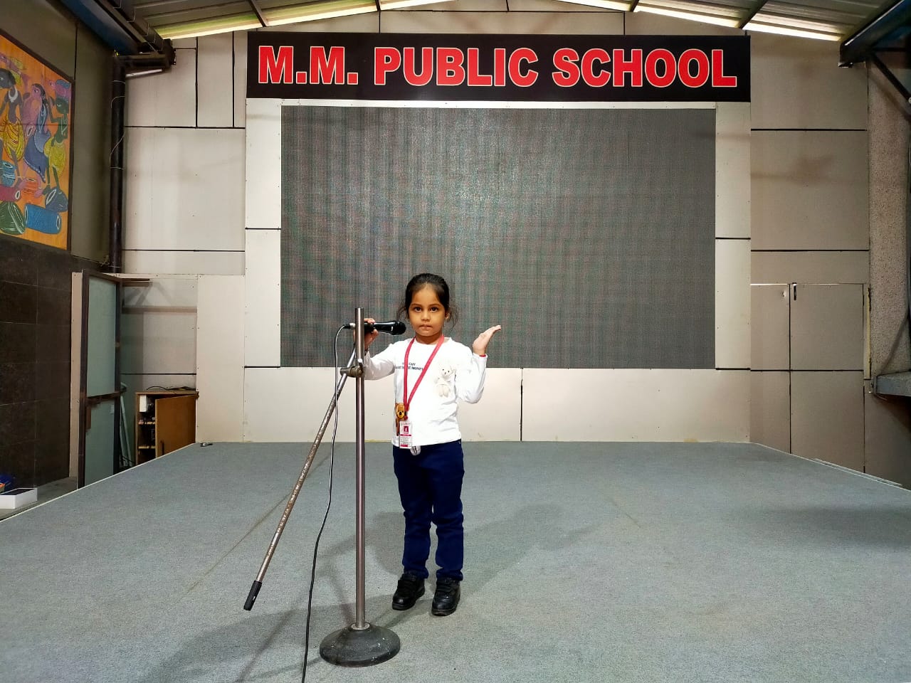 Show And Tell Hindi Recitation by pre-primary