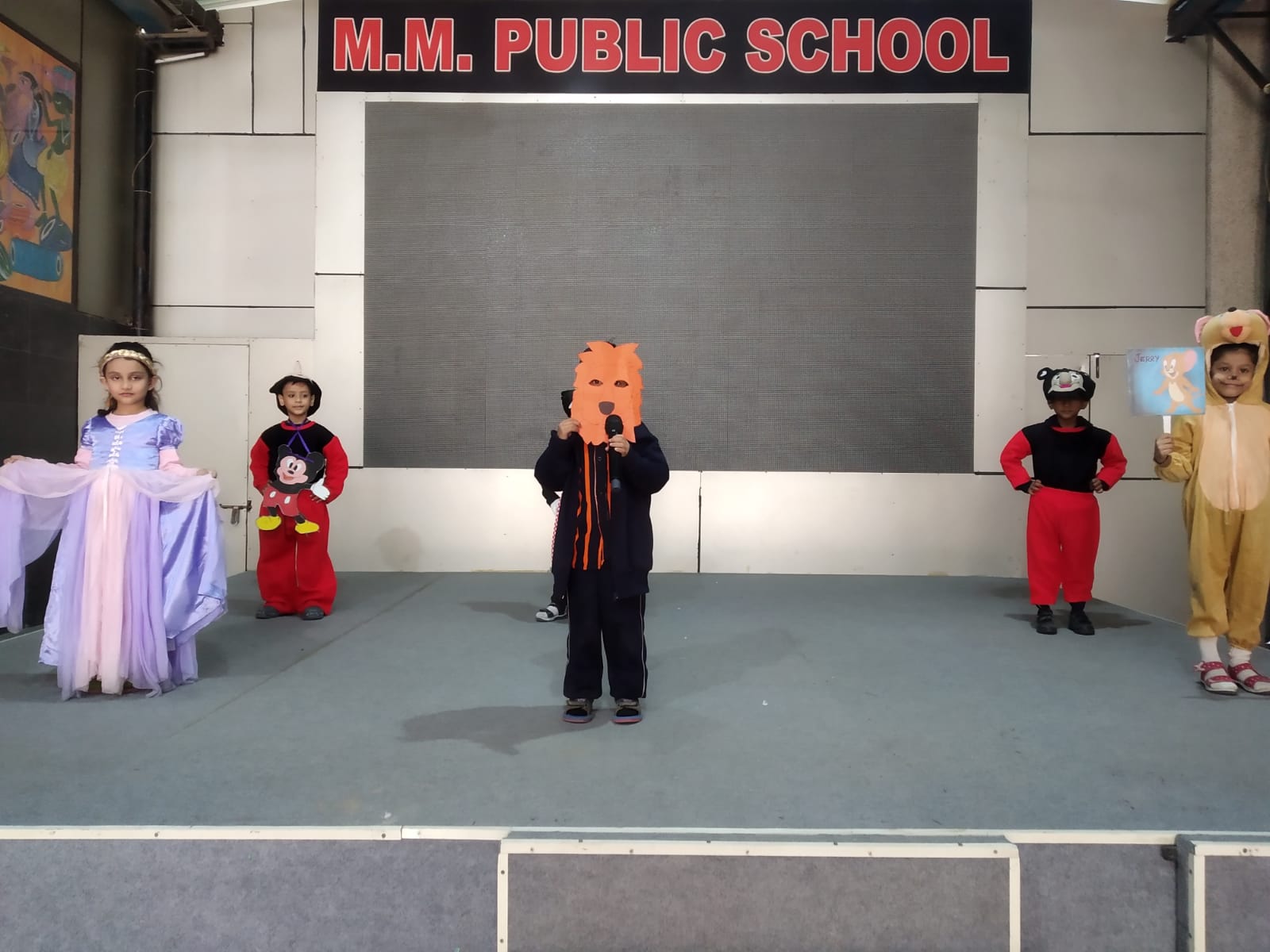 Show and Tell (Cartoon Characters)