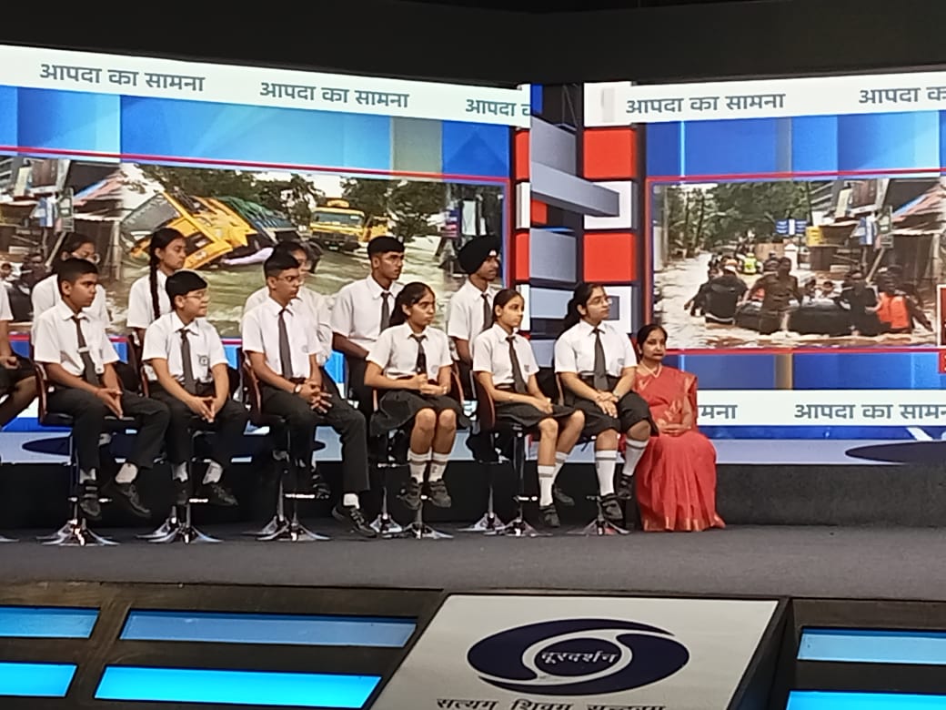 MMPians at  National Television  on  Disaster Management program 'Aapda Ka Saamna '