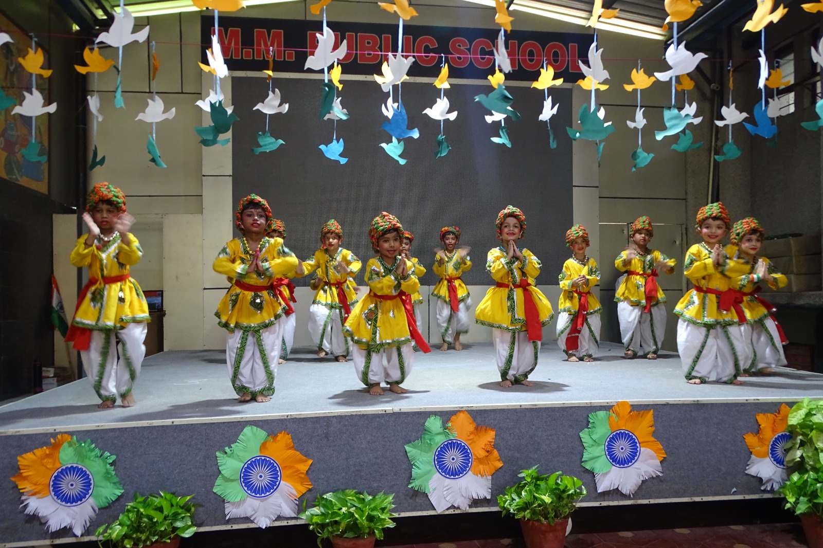 Independence Day Celebration by Pre-Primary