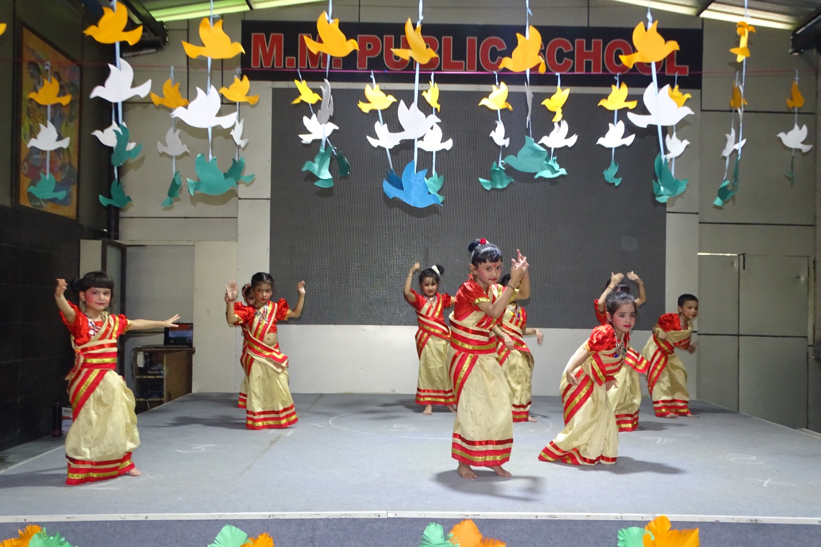 Independence Day Celebration by Pre-Primary