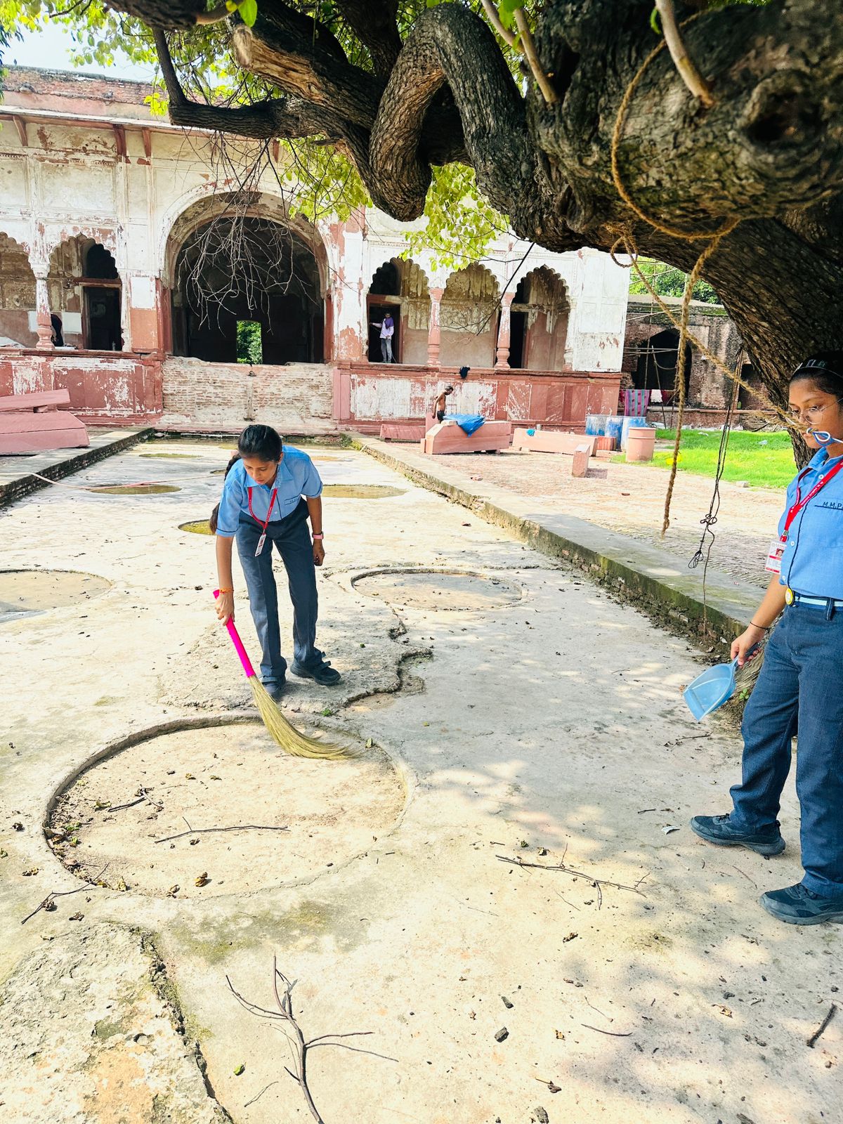 Cleanliness Drive at Sheesh Mahal by SAC club