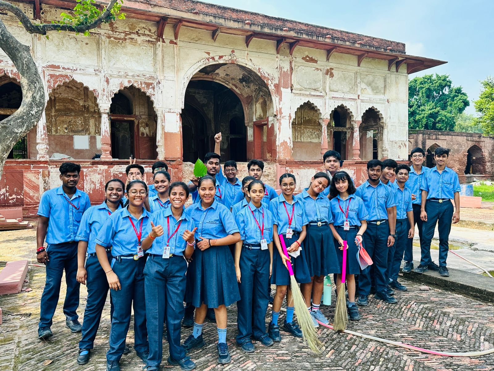 Cleanliness Drive at Sheesh Mahal by SAC club