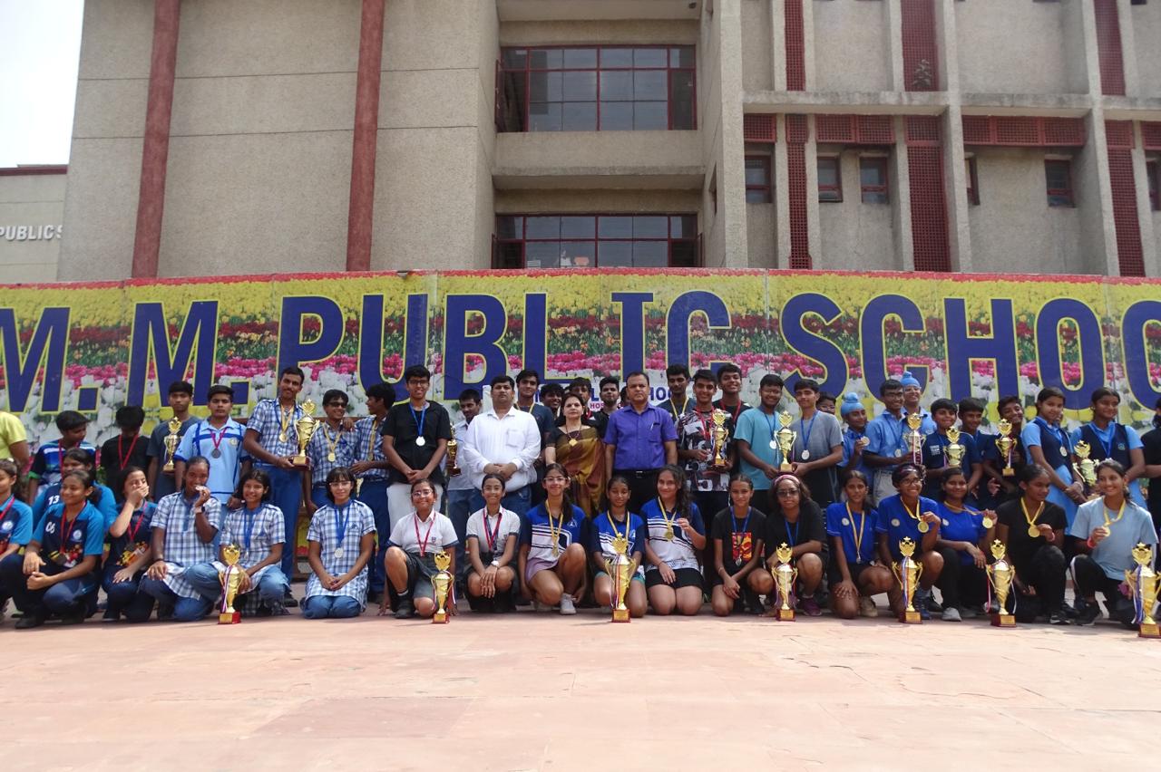 Prize distribution CEREMONY OF CBSE CENTRAL ZONE TENNIS CHAMPIONSHIP 2024-25 (DELHI REGION)
