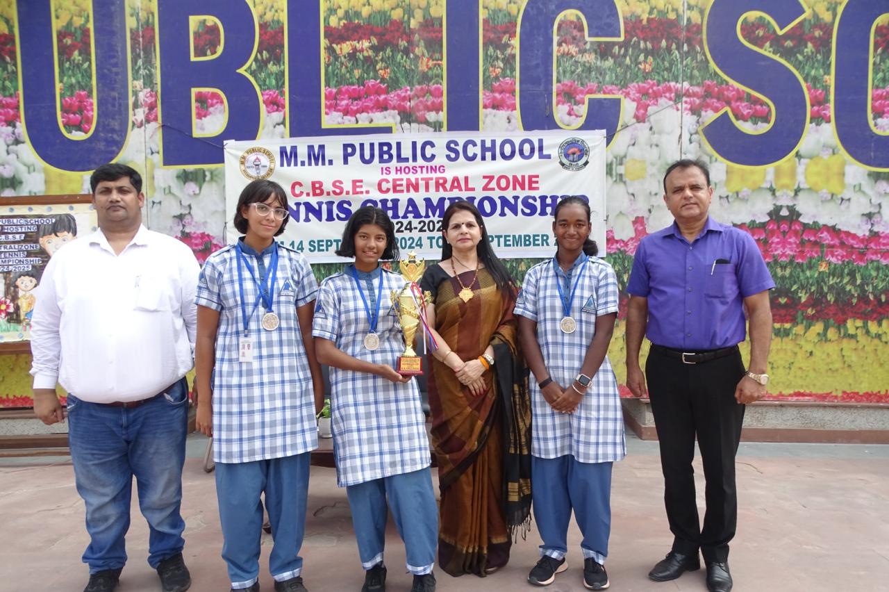 Prize distribution CEREMONY OF CBSE CENTRAL ZONE TENNIS CHAMPIONSHIP 2024-25 (DELHI REGION)