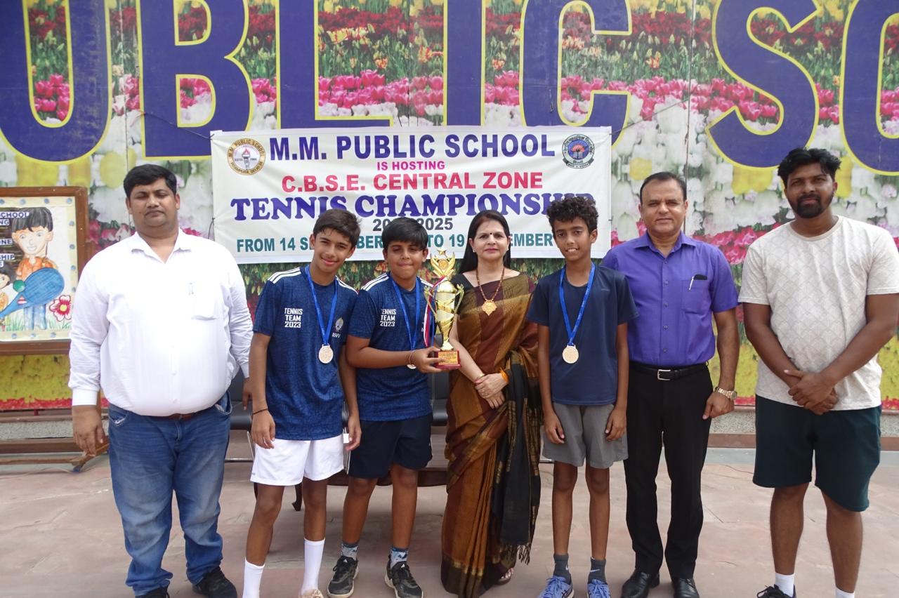 Prize distribution CEREMONY OF CBSE CENTRAL ZONE TENNIS CHAMPIONSHIP 2024-25 (DELHI REGION)