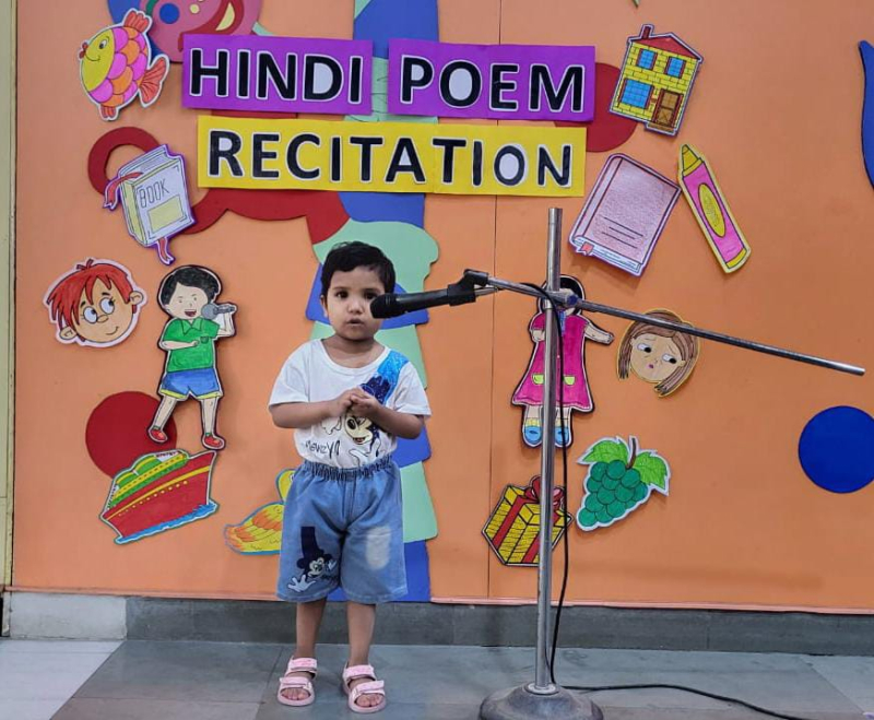 Hindi Poem Recitation by LKG Students