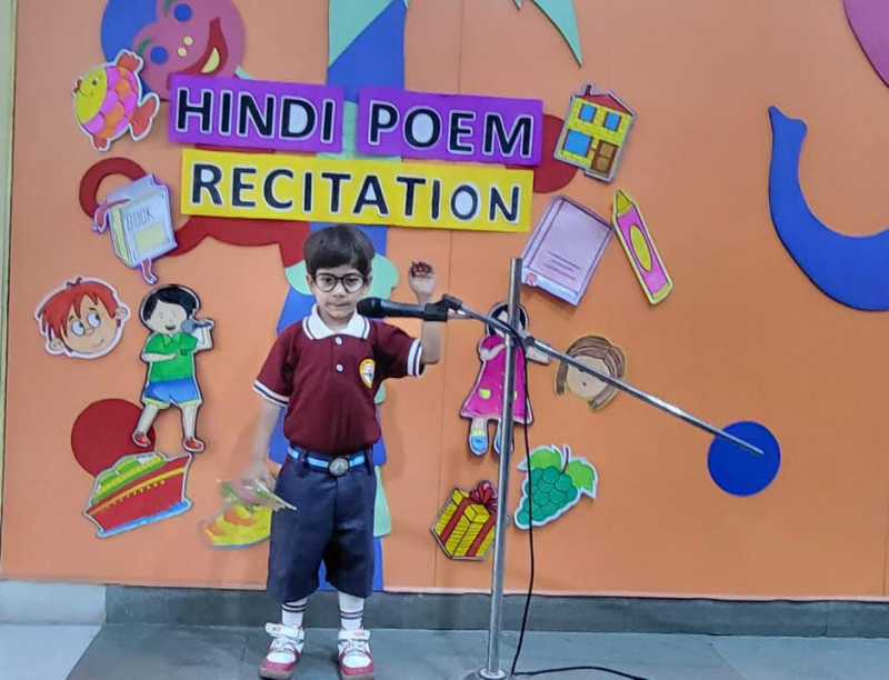 Hindi Poem Recitation by LKG Students