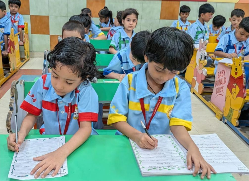English Calligraphy Competition by Pre-Primary