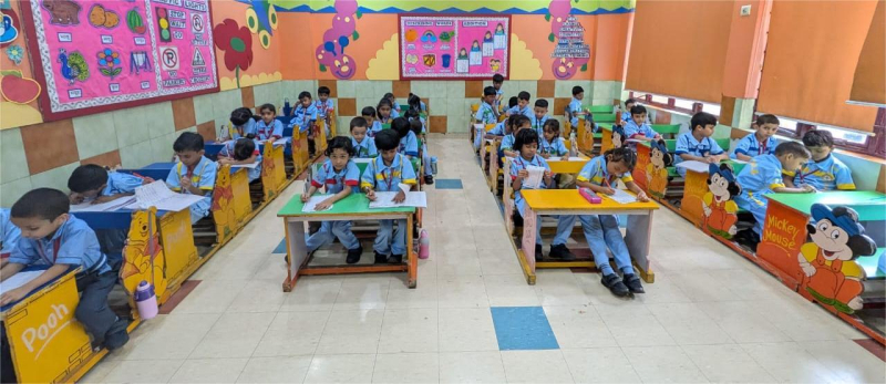 English Calligraphy Competition by Pre-Primary