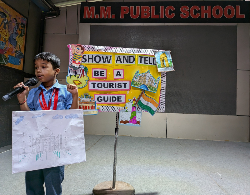 Show and Tell: Be a Tourist Guide