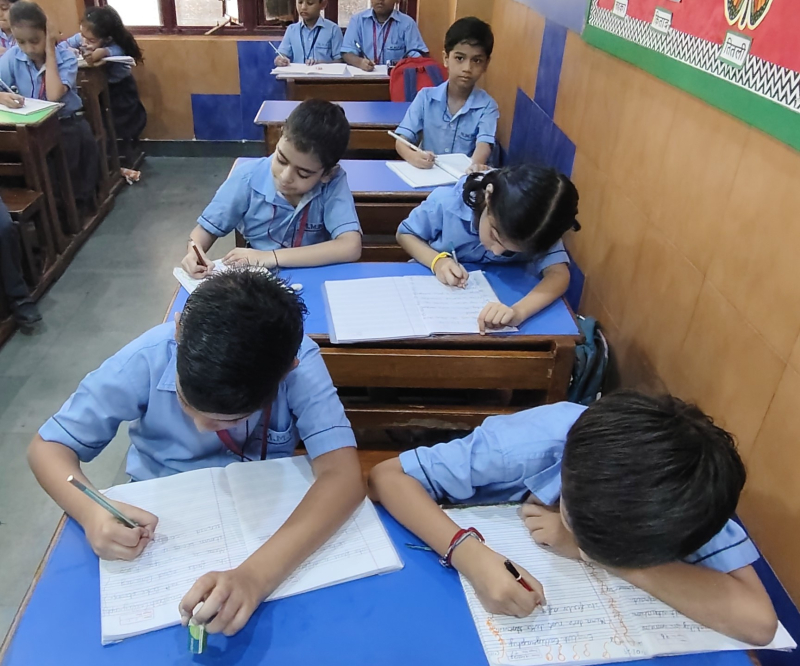 हिंदी सुलेख गतिविधि