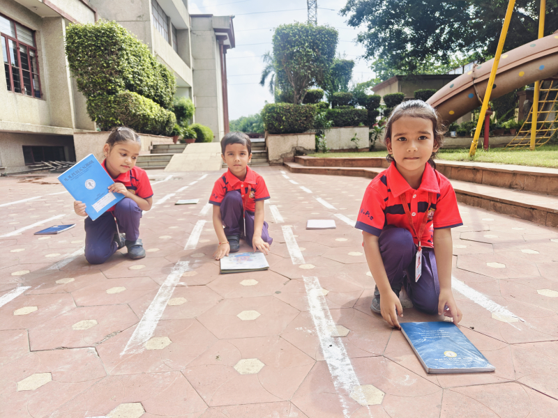 Sports Activity: Pack-A-Bag Race