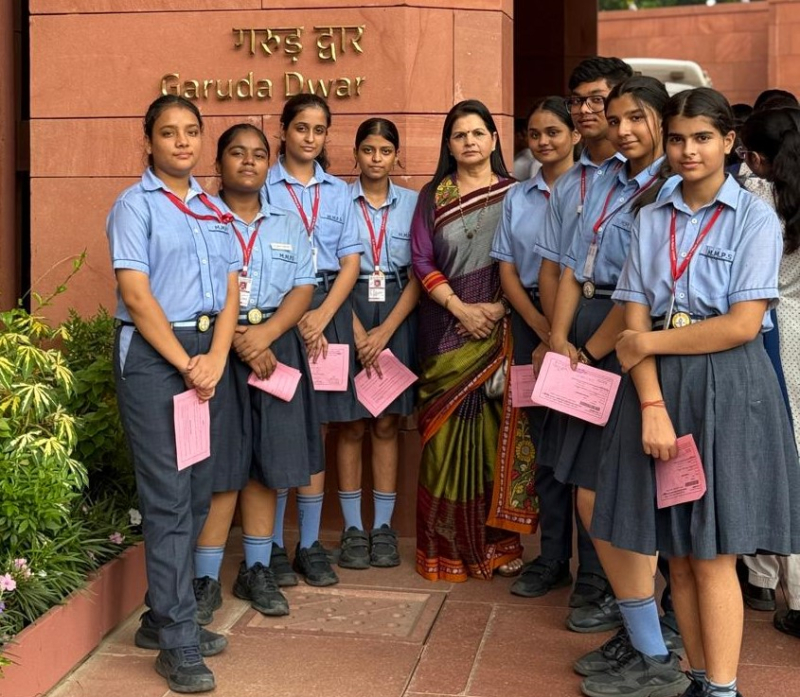 MMPS Awarded With 5th Position in 57th Youth Parliament