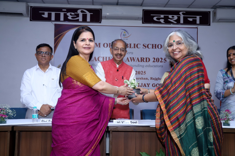 Felicitation by Forum of Public Schools