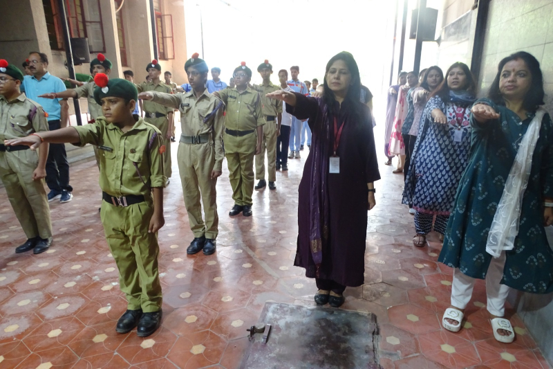 NCC Cadets Lead Swachhata Pakhwada 2025