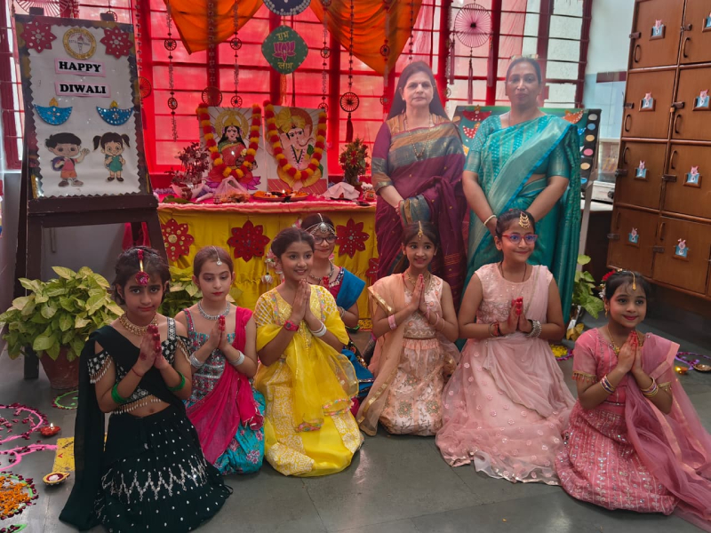 Sparkles of Joy, Not Smoke – A Cracker-Free Diwali Celebration