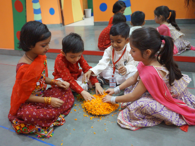 Deepawali Utsav by pre-primary