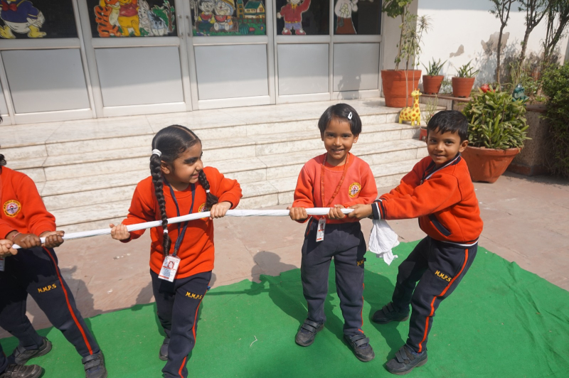  Little Hands, Big Strength – Tug of War Fun!