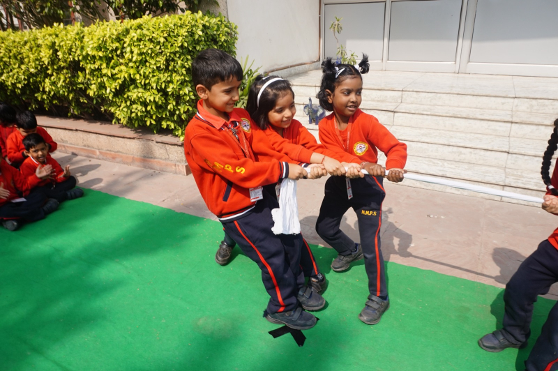  Little Hands, Big Strength – Tug of War Fun!