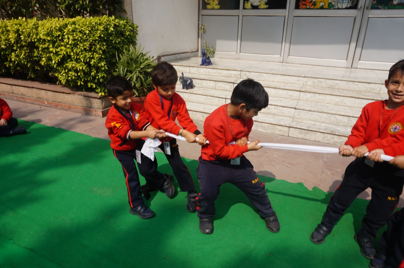  Little Hands, Big Strength – Tug of War Fun!