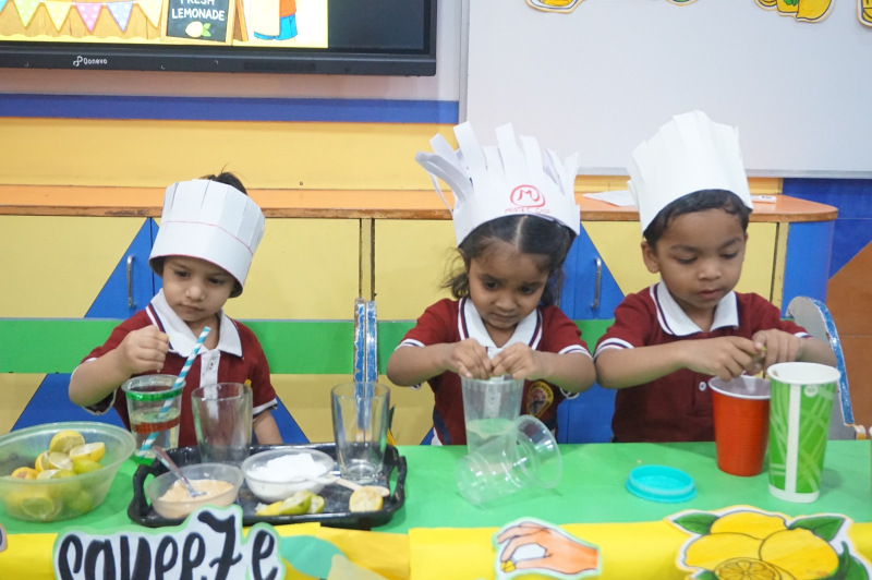 Sip, Smile, Learn and Repeat : Lemonade Party