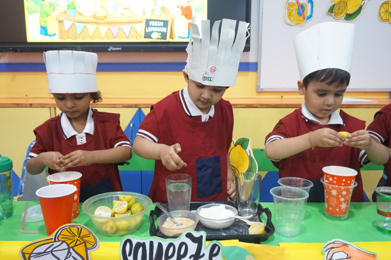 Sip, Smile, Learn and Repeat : Lemonade Party