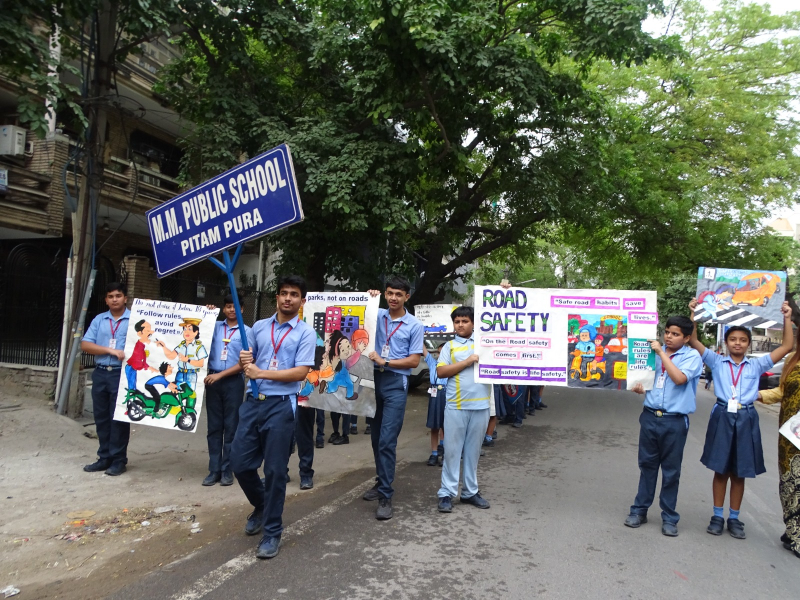 Rally on ‘Road Safety Awareness’