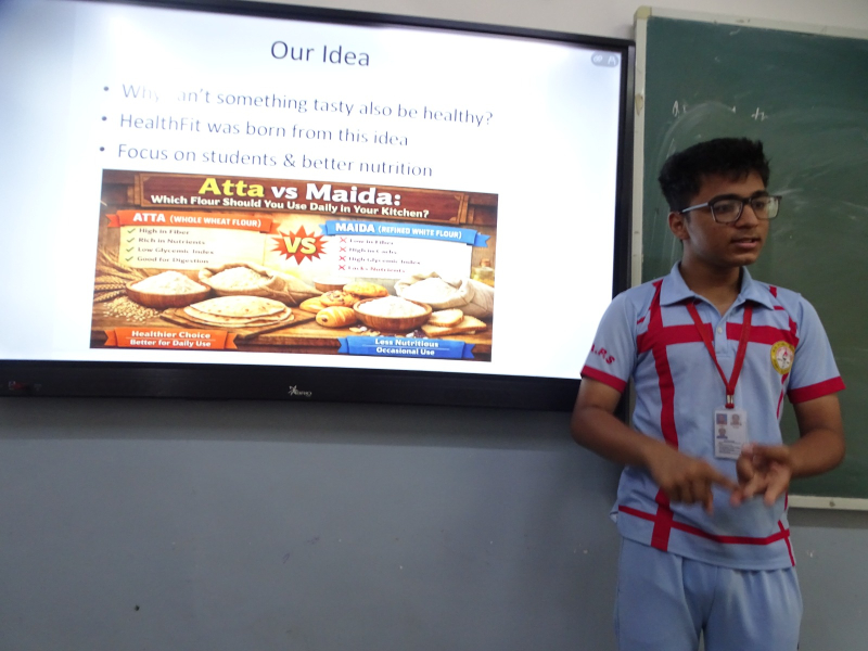 Entrepreneur Club organized “Shark Tank” Activity