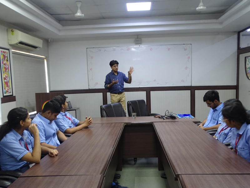 Workshop on “Mind Your Best Friend”