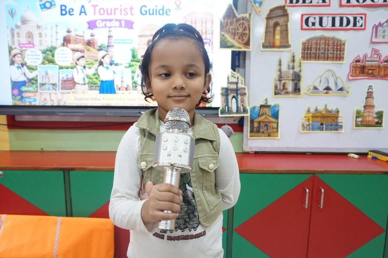 Little Tourist Guides, Big Adventures