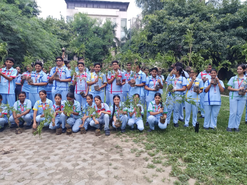 Ek Ped Maa Ke Naam – Plantation Drive