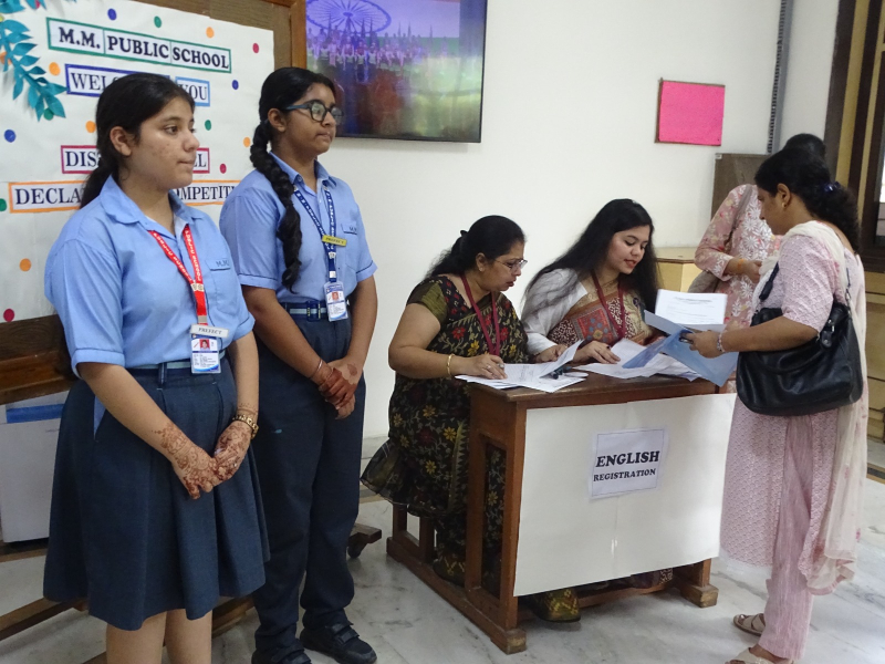 MMPS hosted District-Level English & Hindi Declamation Competition